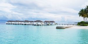 best honeymoon destinations reviews overwater bungalows best honeymoon destinations reviews overwater bungalows